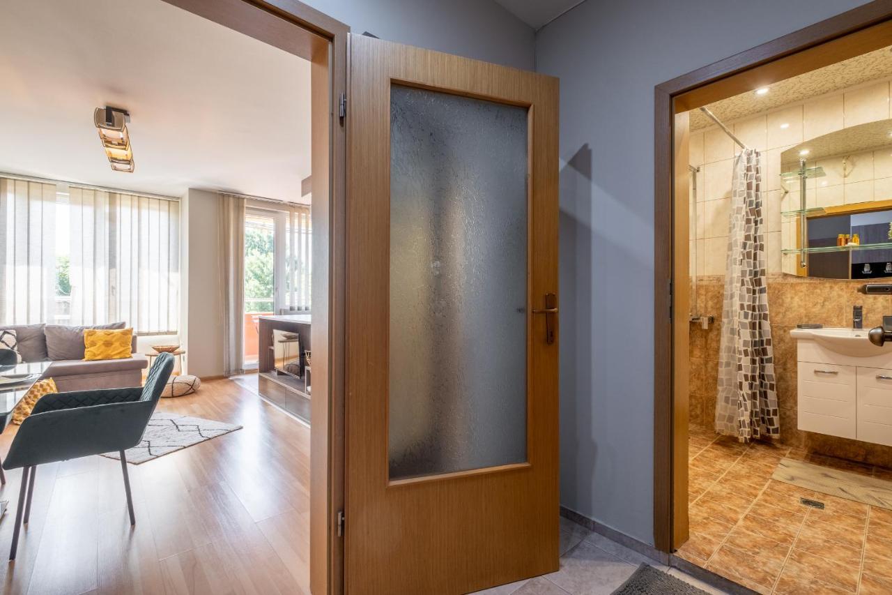 Deja Vu, Cozy & Quiet 1 Bdr Apt Fast Wi-Fi โซเฟีย ภายนอก รูปภาพ