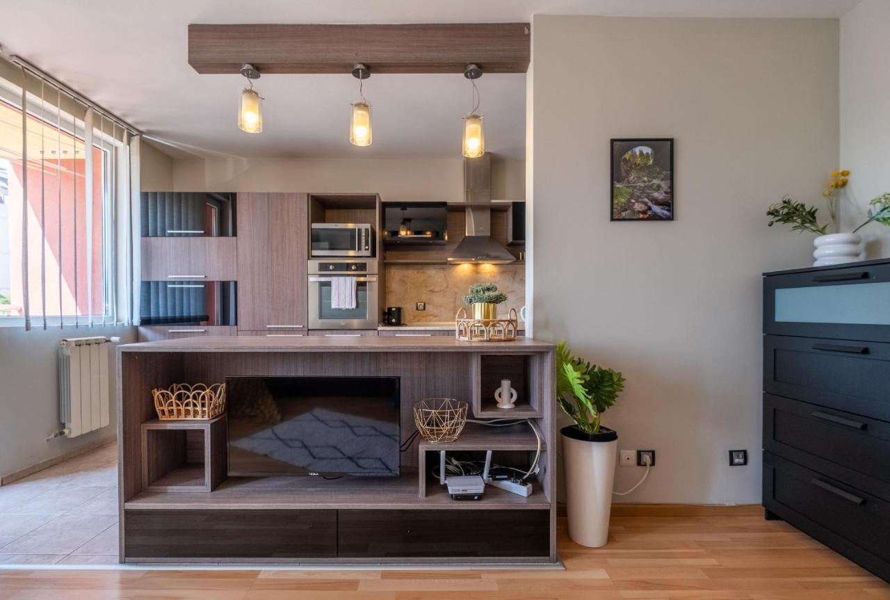 Deja Vu, Cozy & Quiet 1 Bdr Apt Fast Wi-Fi โซเฟีย ภายนอก รูปภาพ